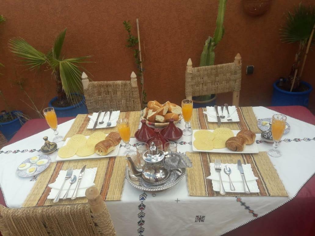 Dar Dikrayat Hotel Marrakesh Buitenkant foto